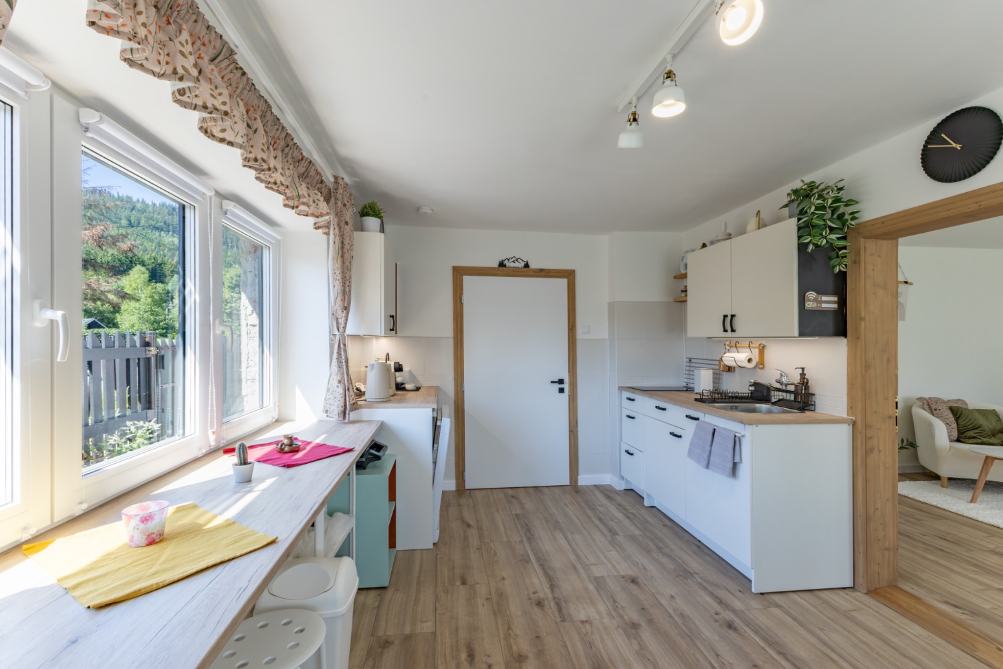 Vybavená kuchyň apartmánu